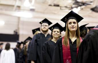 <b>出国留学你妈一定会让你带的十件行李，老司机</b>