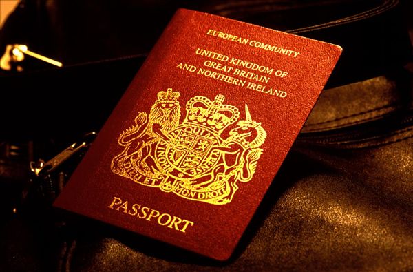 英国留学、度假护照常见的四种盗窃方式
