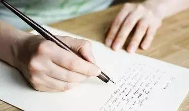 <b>纽约时报：那些拿到名校offer的文书都是怎样写的</b>