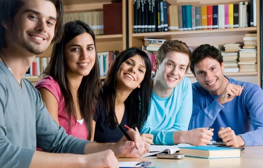 <b>留学与不留学到底有什么不同？</b>